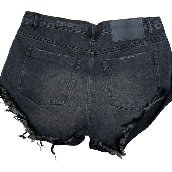 One Teaspoon Bandits Low Waist Distressed Denim Shorts Black Fade Size 31 NWT - Picture 6 of 13